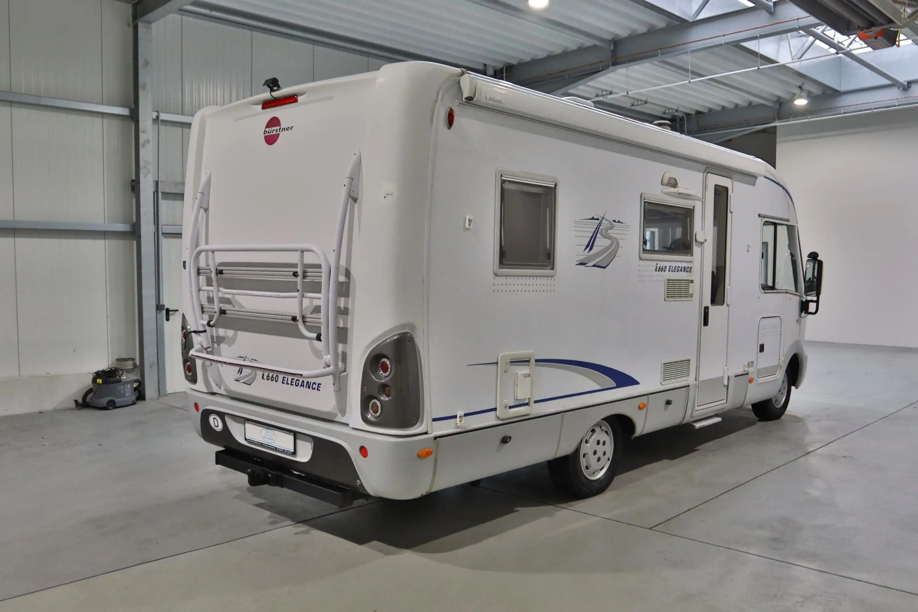 BUERSTNER I 660 Elegance 